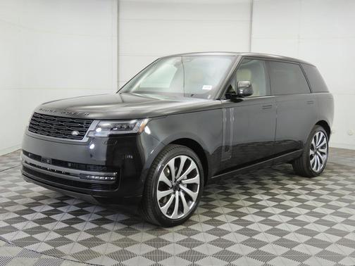 2026 Land Rover Range Rover P400 SE 7 Seat