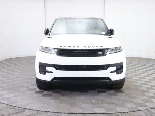 2026 Land Rover Range Rover Sport SE