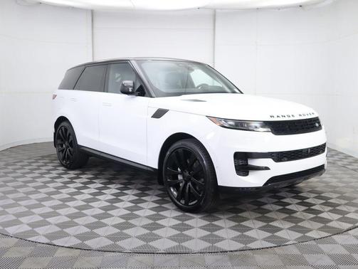 2026 Land Rover Range Rover Sport SE