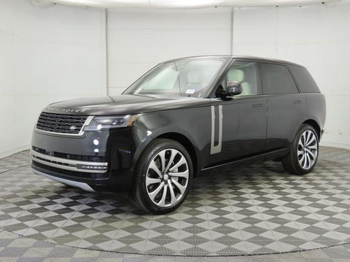 2025 Land Rover Range Rover P530 SE