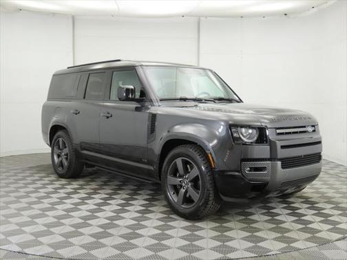 2025 Land Rover Defender V8