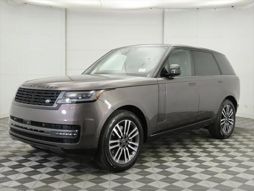 2025 Land Rover Range Rover P530 SE