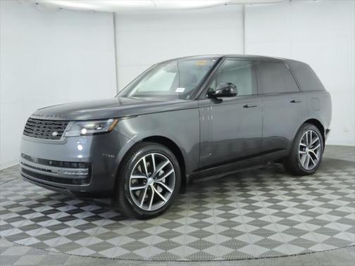 2025 Land Rover Range Rover P550e SE
