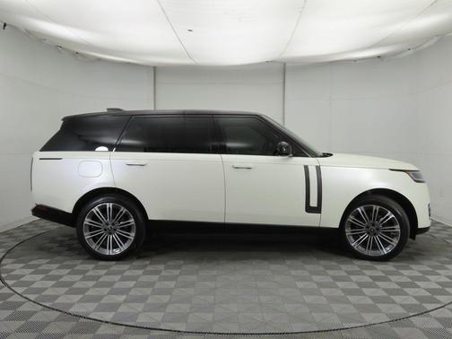 2025 Land Rover Range Rover P530 Autobiography