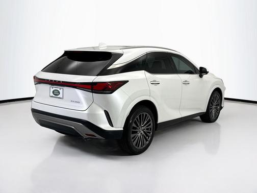 White Pearl 2023 Lexus RX 350 Luxury