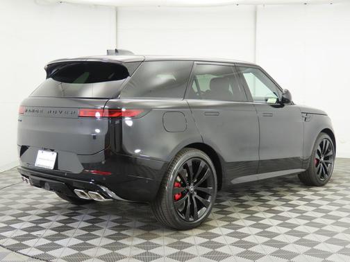 2025 Land Rover Range Rover Sport SE