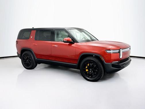 2025 Rivian R1S Ascend Tri Motor Max Pack