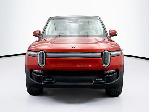 2025 Rivian R1S Ascend Tri Motor Max Pack