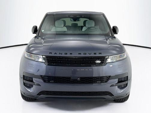 Varesine Blue Metallic 2026 Land Rover Range Rover Sport SE