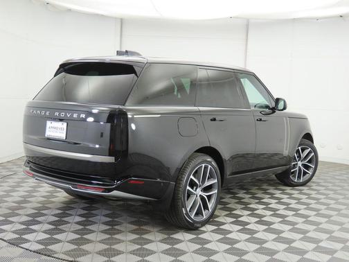 2024 Land Rover Range Rover P400 SE