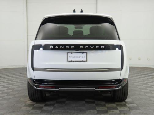 2025 Land Rover Range Rover P530 Autobiography