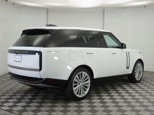 2025 Land Rover Range Rover P530 Autobiography