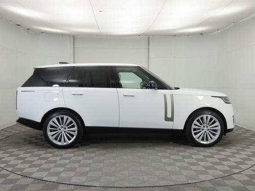 2025 Land Rover Range Rover P530 Autobiography