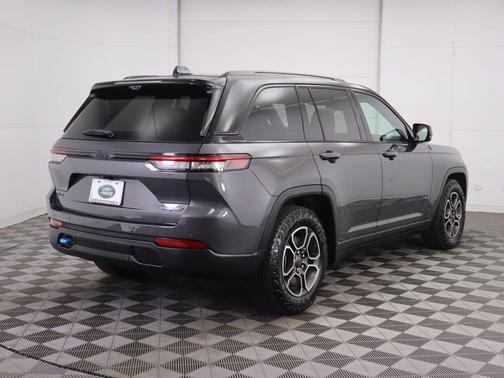 2022 Jeep Grand Cherokee 4xe Trailhawk