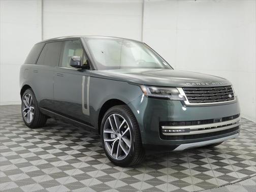 2025 Land Rover Range Rover P550e SE