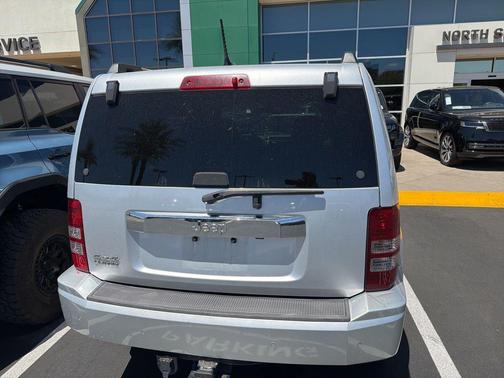 Bright Silver Metallic Clearcoat 2012 Jeep Liberty Jet