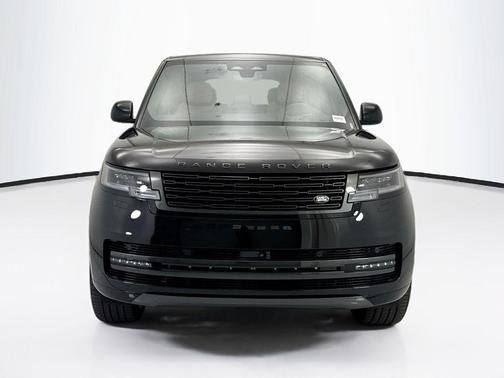 Santorini Black Metallic 2026 Land Rover Range Rover P530 SE 7 Seat