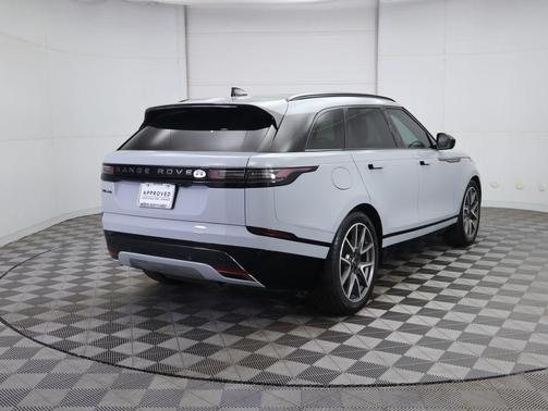 2025 Land Rover Range Rover Velar P250 SE R-Dynamic