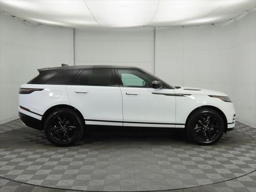 2026 Land Rover Range Rover Velar P250 SE R-Dynamic