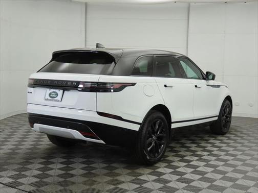 2026 Land Rover Range Rover Velar P250 SE R-Dynamic