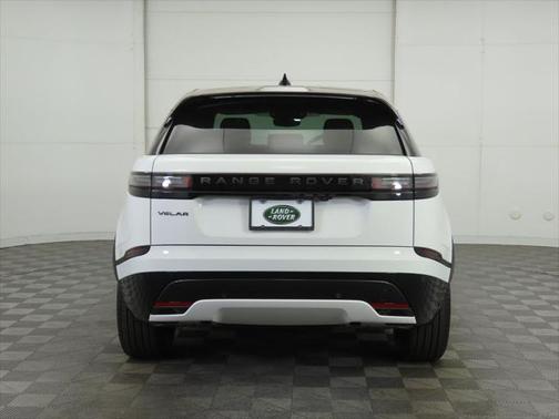 2026 Land Rover Range Rover Velar P250 SE R-Dynamic