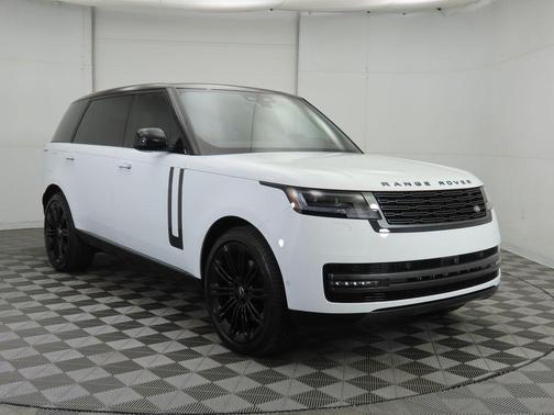 2025 Land Rover Range Rover P400 SE 7 Seat