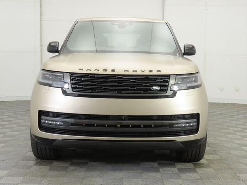 2025 Land Rover Range Rover P530 SE