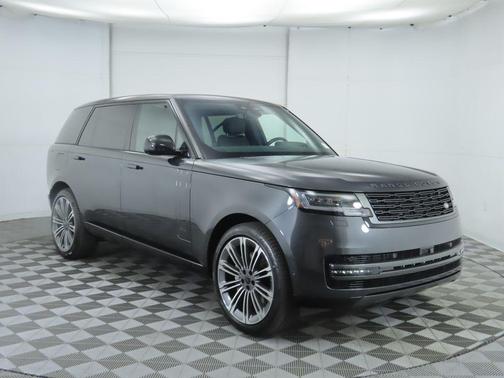 2026 Land Rover Range Rover P400 SE 7 Seat