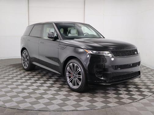 2025 Land Rover Range Rover Sport SE