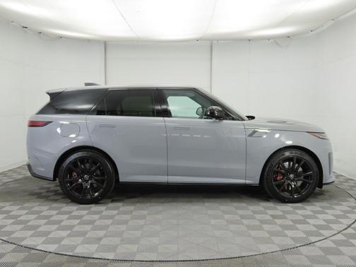 2025 Land Rover Range Rover Sport P635 SV Edition Two