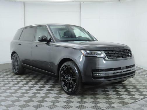 2025 Land Rover Range Rover P530 SE 7 Seat