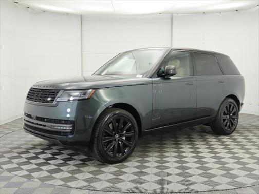 2025 Land Rover Range Rover P400 SE