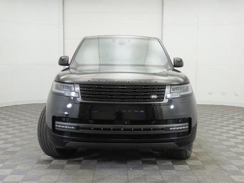 2025 Land Rover Range Rover P530 SE