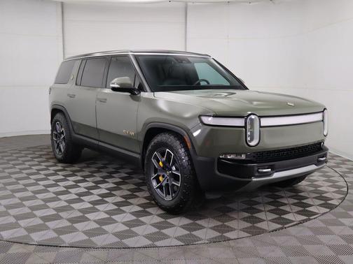 2022 Rivian R1S Launch Edition