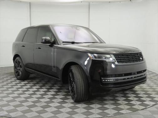 2023 Land Rover Range Rover P530 SE