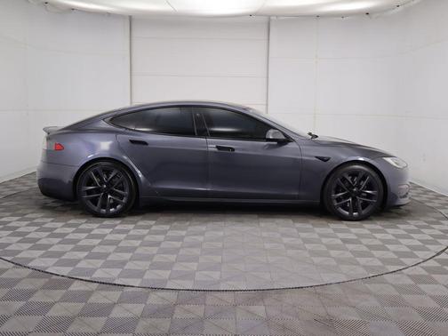 2021 Tesla Model S Plaid