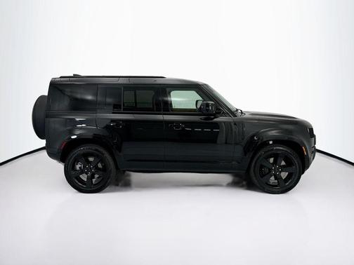 Santorini Black Metallic 2026 Land Rover Defender P400 X-Dynamic SE