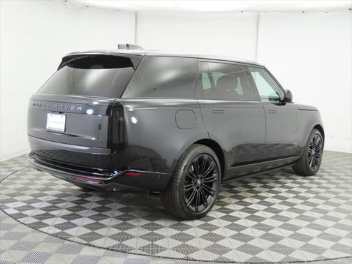 2025 Land Rover Range Rover P530 Autobiography 7 Seat