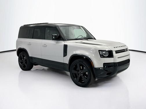 Borasco Grey Metallic 2026 Land Rover Defender P400 X-Dynamic SE