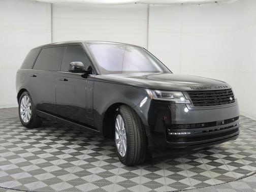 2023 Land Rover Range Rover P530 SE