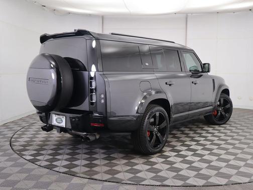 2024 Land Rover Defender 130 P400 X