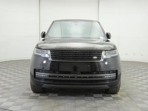 2025 Land Rover Range Rover P400 SE