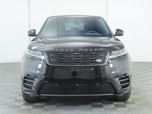 2026 Land Rover Range Rover Velar P250 SE R-Dynamic