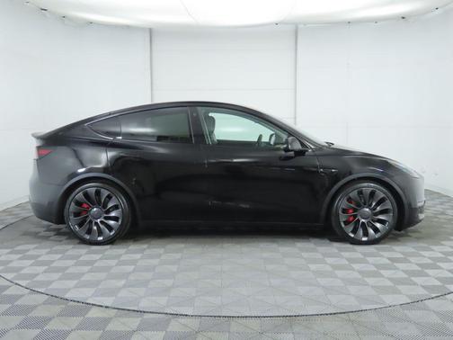 2022 Tesla Model Y Performance Dual Motor All-Wheel Drive