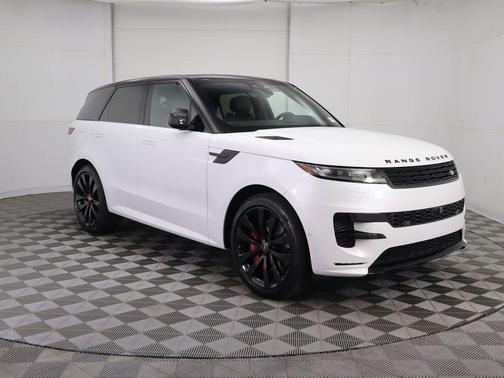 2025 Land Rover Range Rover Sport SE