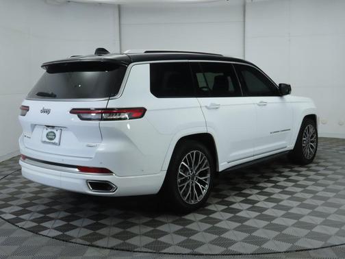 2023 Jeep Grand Cherokee L Summit Reserve