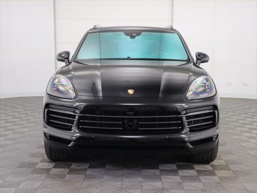 2022 Porsche Cayenne E-Hybrid S