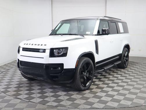 2025 Land Rover Defender V8