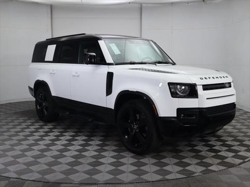 2025 Land Rover Defender V8