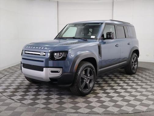 2025 Land Rover Defender 110 P300